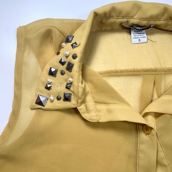 Bar III Sleeveless Studded Collared Button Small Mustard Color Yellow Top - Picture 5 of 8
